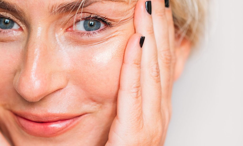 How to Tighten Skin on Your Face: 9 Anti-Aging Tips and Tricks